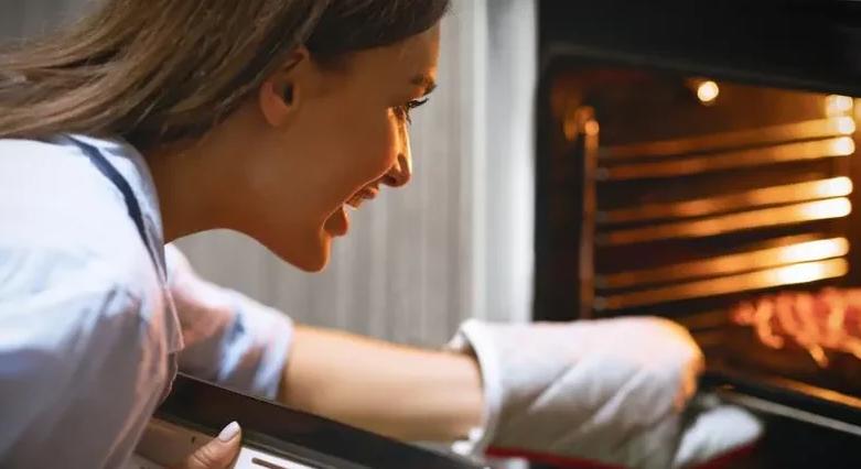 20 perc alatt elkészíthető házi kenyér, ami jobb, mint a bolti