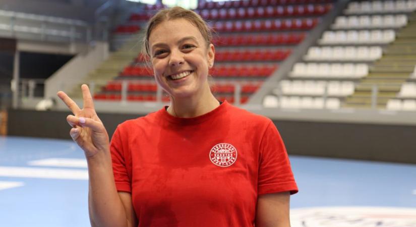 Szerződést hosszabbított Hámori Konszuélával a Debrecen női kézilabdacsapata