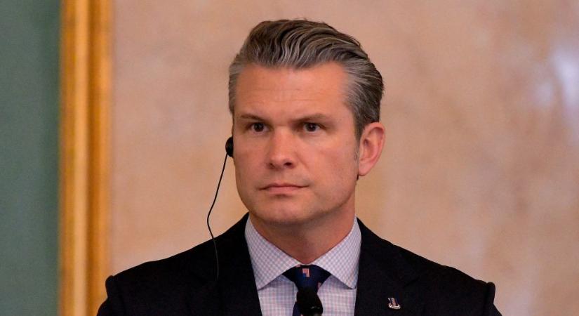 Jött az üzenet a védelmi miniszertől: Öljétek meg mindet!