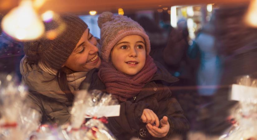 Karácsonyi vásár Veszprém 2025: téged is vár az Illatos Advent - Gáspár Laci és Karácsony János is itt koncertezik