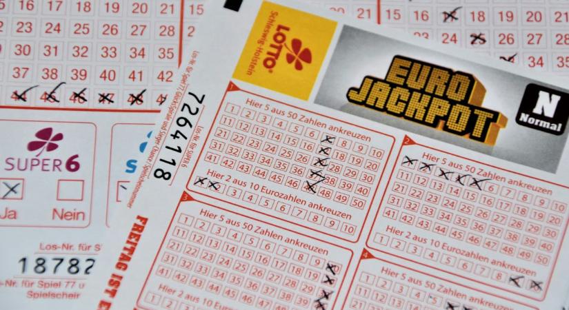 A férfi, aki hétszer nyert a lottón elárulta a módszert, amellyel több mint 400 millió forintot szerzett