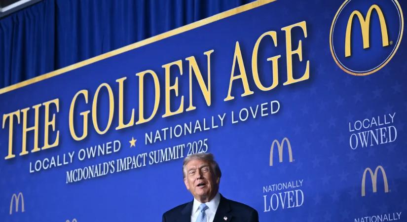 Ötvenéves lakáshitellel és olcsóbb kávéval derítené jobb kedvre Trump az amerikaiakat