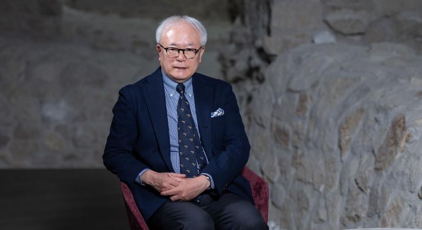 Orbán egy hullámhosszon van az új japán kormányfővel – Interjú Abe Sinzó volt tanácsadójával