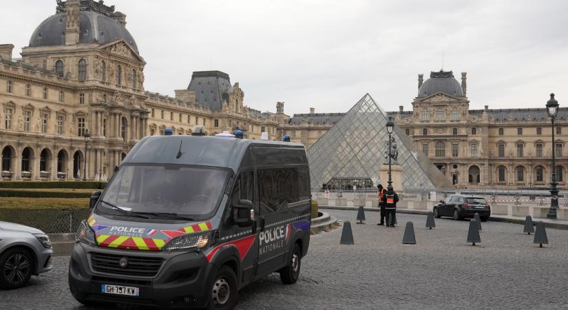 A Louvre lopás műkincsei és megrendelői nincsenek meg, de e negyedik elkövető igen