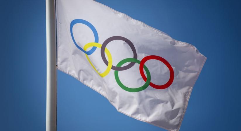 Hallgatnak a fegyverek