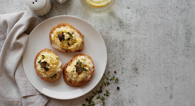 Villámgyors tojáskrémes szendvics: 5 perc alatt elkészíthető reggeli