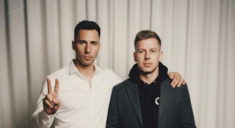 „Látó” Péter új konteója