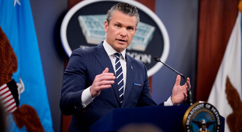 Az amerikai védelmi miniszter parancsba adta: Végezzetek mindenkivel!