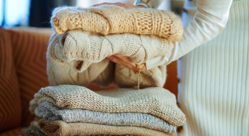 Az emberek nagy százaléka rosszul csinálja: így kell valójában tárolni a téli pulcsikat