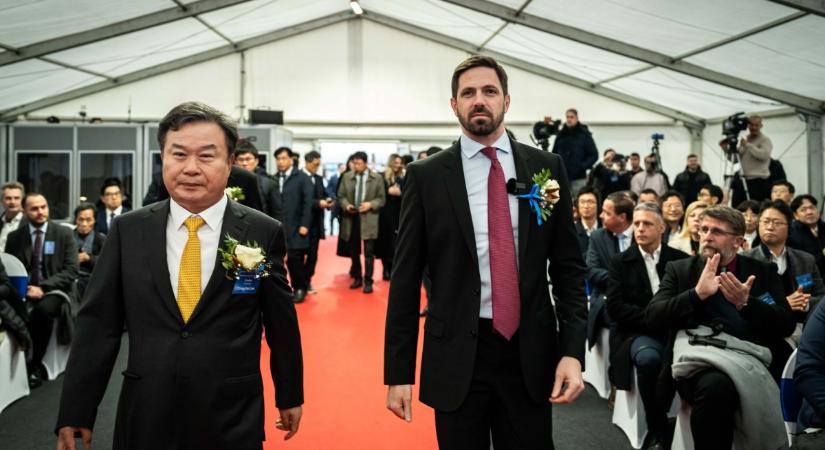 Átadták az ECO Pro új gyárát Debrecenben