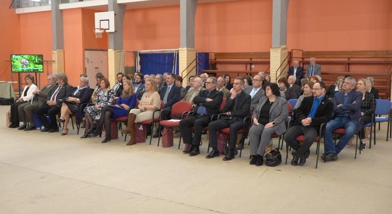 75 éve az oktatás szolgálatában