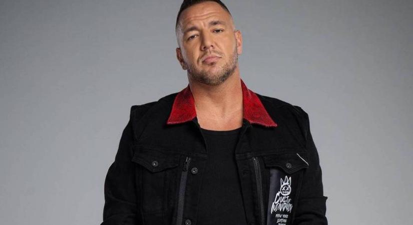 Curtis a mai napig sóvárog a drog után: hiába dobta el az embereket, akik mellett használta