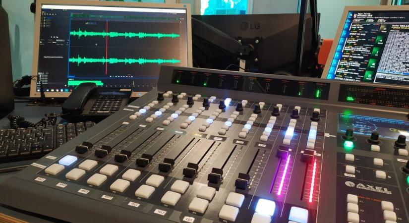 Visszalép a „klubrádiós” frekvenciapályázaton a Spirit FM