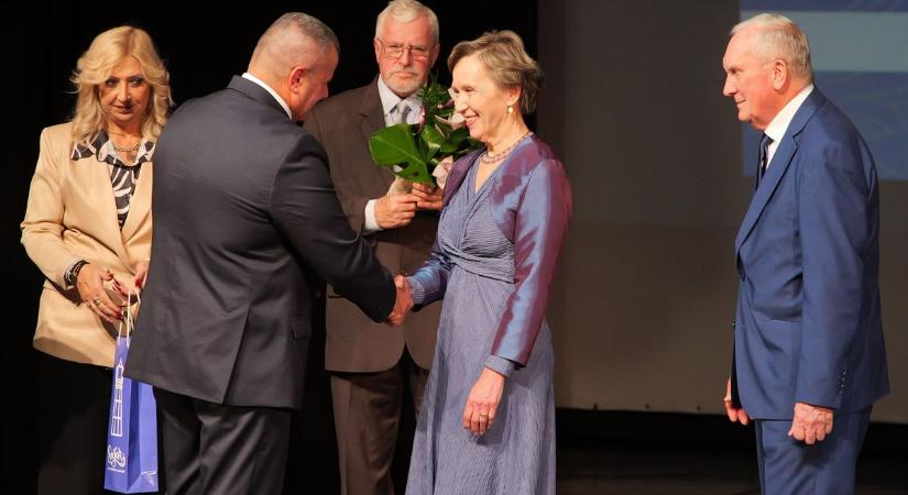 Az Ízőrzők című tévéműsor készítő díszpolgárok lettek Siófokon – ünnepelt az egész város