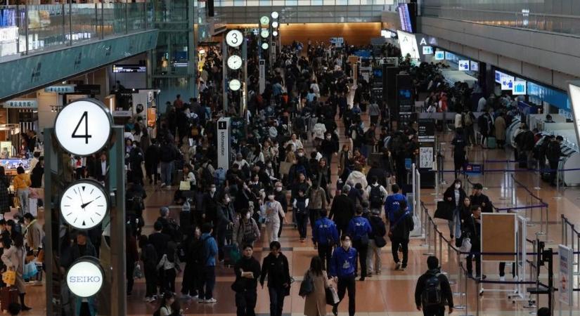 Óriási káosz várható a repülőtereken az ünnepi időszakban, utasok tízezrei várakoznak - az Airbus nagyon bekavart