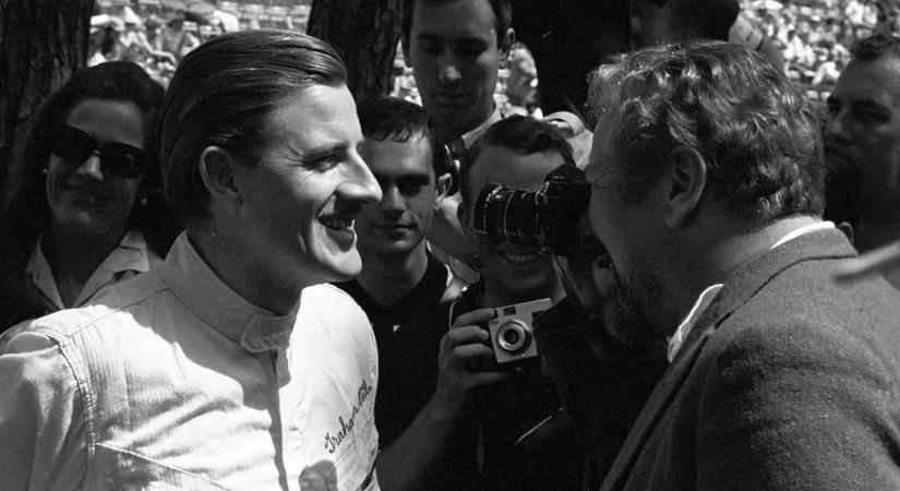 Repülőszerencsétlenség áldozata lett a sportvilág koronázatlan királya