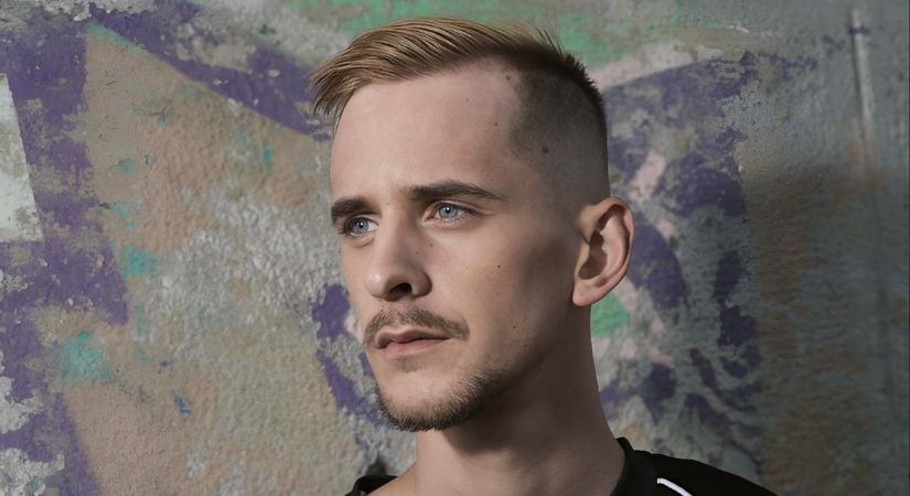 Ilyen egy klipforgatás Azariah-val – nem csoda, hogy tarol Novak808 kollabja a YouTube-on