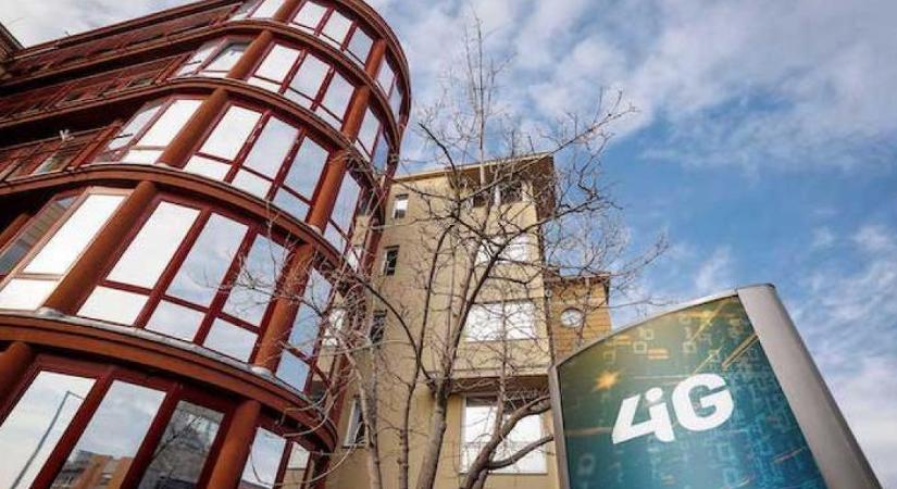 Nagyon fut Jászai Gellért cégének szekere