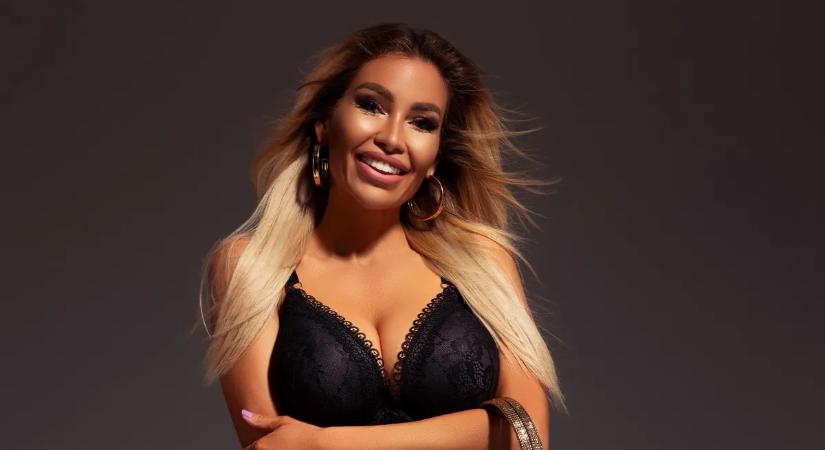 Voksán Virág 20 év után lecseréltette mellimplantátumát – Megmutatta a végeredményt!