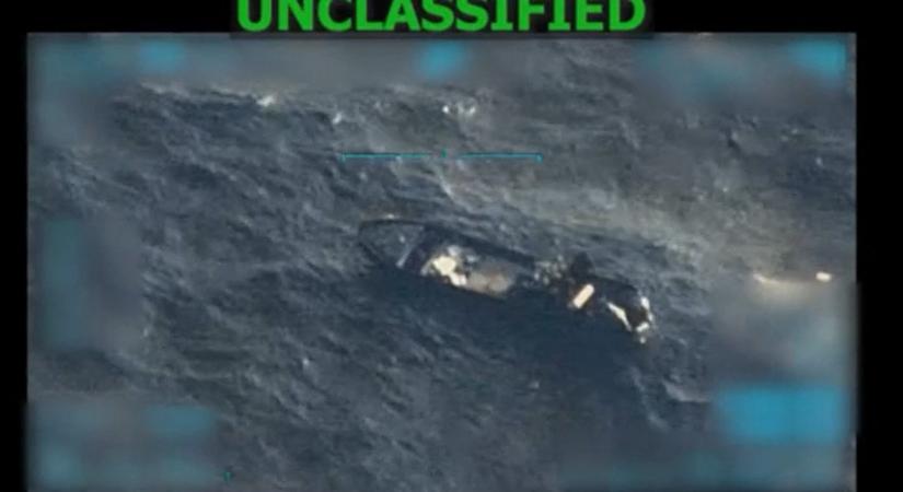 Az amerikai hadügyminiszter parancsba adta, hogy mindenkit meg kell ölni a szeptember 2-án kilőtt drogcsempész hajón