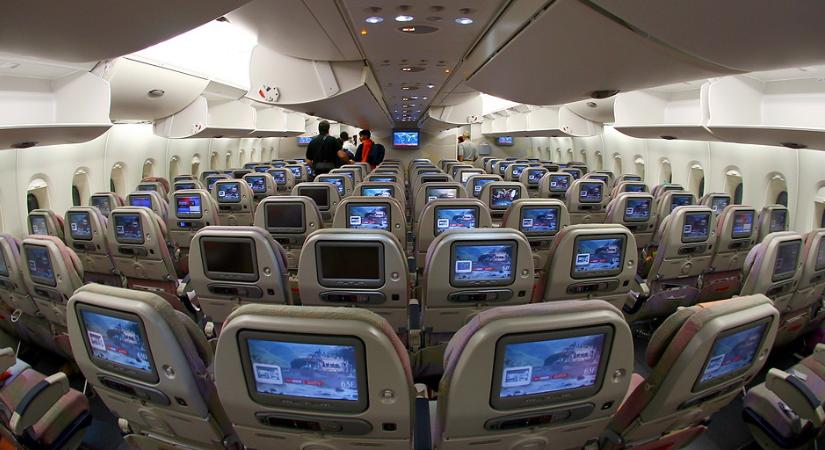 Hatezer repülőgépet hív vissza az Airbus, rengeteg járatot törölni kellett világszerte