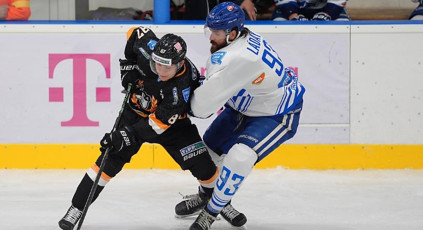 A gyergyói siker után Csíkszeredában is a három pontra hajt a DEAC jégkorongcsapata