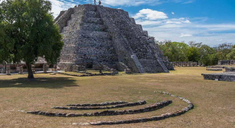 Óriási ősi struktúrát találtak a föld alatt a maja piramisok mellett, főleg a magyarok fognak ezen megdöbbenni