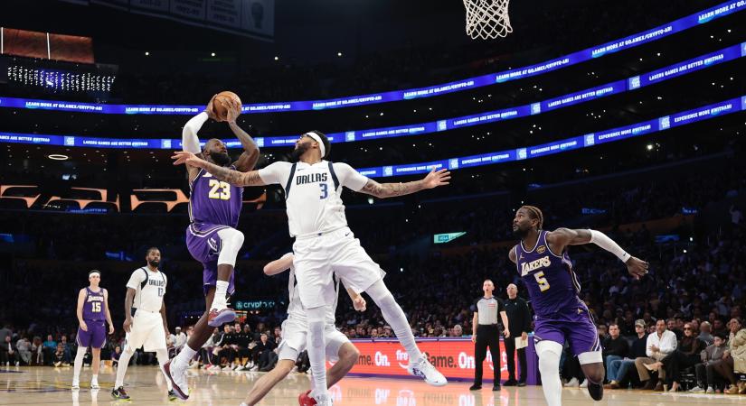 A majdnem 41 éves LeBron James úgy zsákol, mintha a húszas éveiben lenne