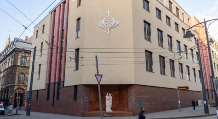 444: kabátban rendelnek az orvosok, betegeket is hazaküldtek a budai kórházból, ahol múlt hét óta rossz a fűtés