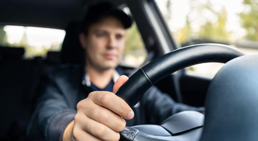 Ha jól ismered a KRESZ-szabályokat, akkor rajtad nem foghat ki ez a feladvány!