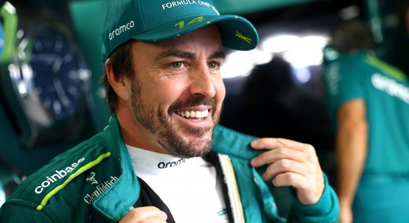 Örömhír: Fernando Alonso apuka lesz!