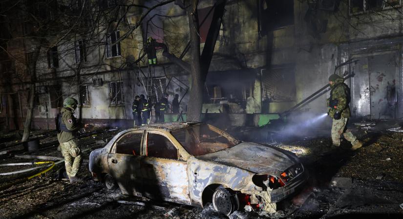 Az Ukrajnát ért éjszakai orosz támadás miatt 600 ezren maradtak áram nélkül