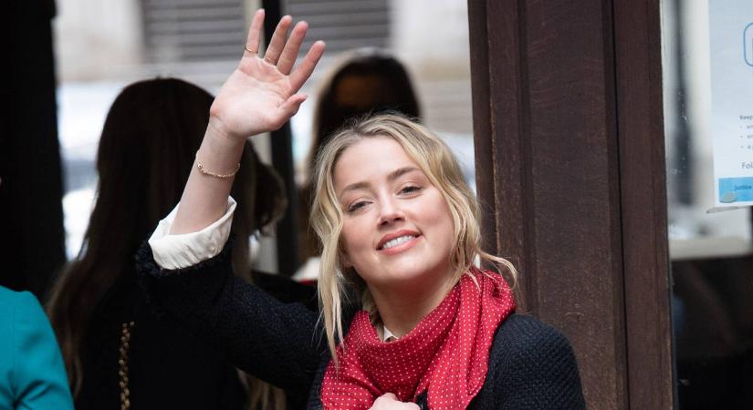 Amber Heard ritka bepillantást engedett új életébe miután Spanyolországba költözött