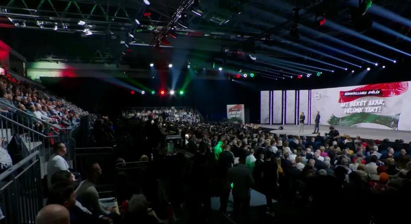 Itt követheted a Háborúellenes Gyűlést