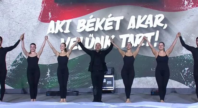 Háborúellenes Gyűlés: különleges műsorral készült a világhírű magyar látványszínház