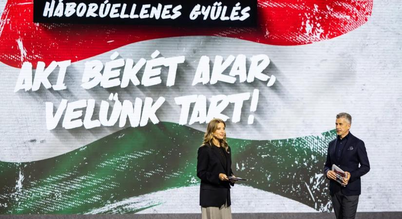 Háborúellenes Gyűlés: elcsukló hangon nyilatkozott Szabó Zsófi