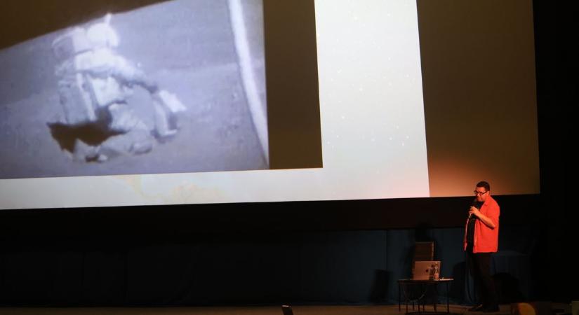 Dunaújváros tök jó hely - ez nagy elismerés attól, aki a világűrt is ismeri (videóval, galériával)