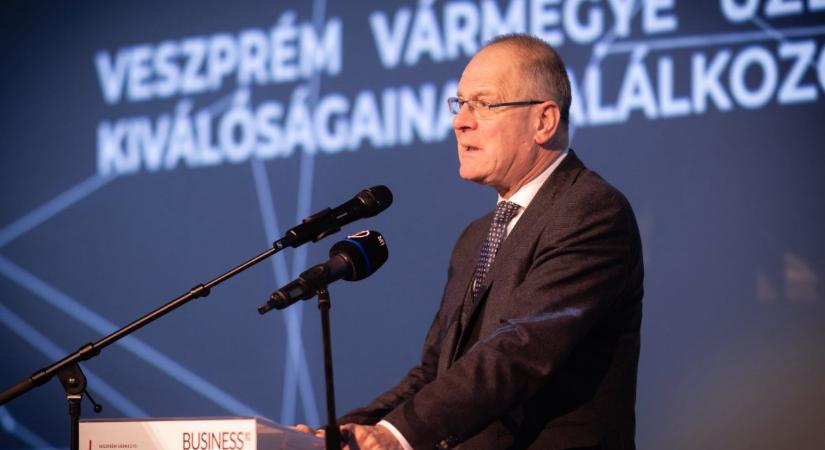 Navracsics Tibor: kutatás-fejlesztés tekintetében Veszprém vármegye az élen áll