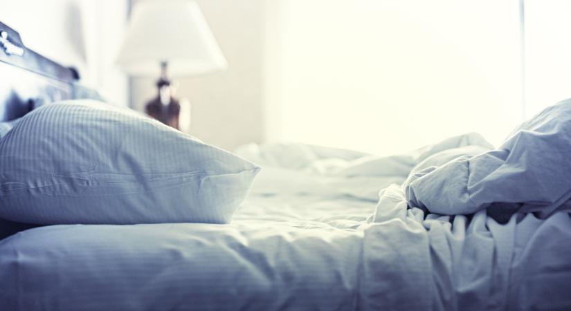 Erről eddig miért nem beszélt senki? Tedd ezt a homlokodra, percek alatt elalszol tőle