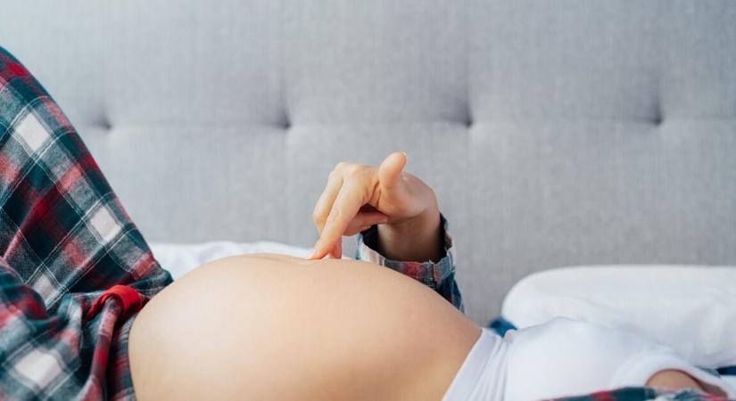 Egy várandós nő követeli az idegesítő anyósától, költözzön el tőlük