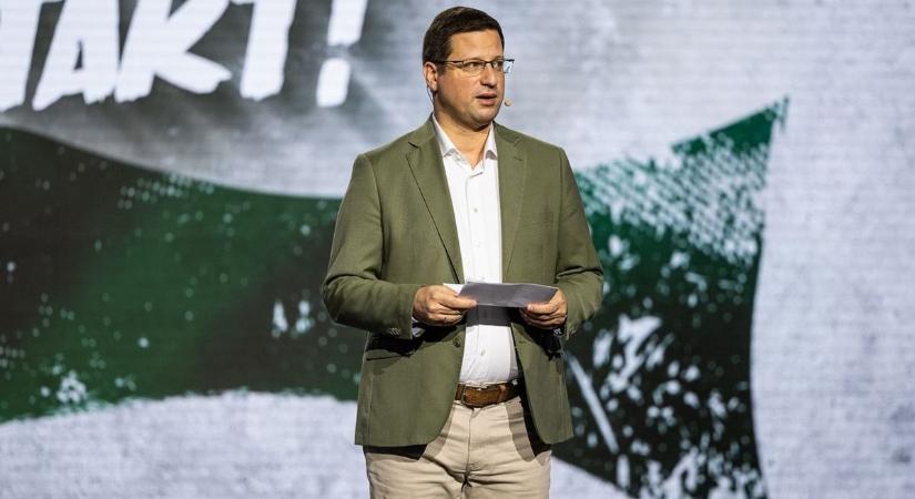 Gulyás Gergely a háborúellenes gyűlésen: „A Tisza nemcsak földrajzilag, de politikailag is összeköt Ukrajnával”