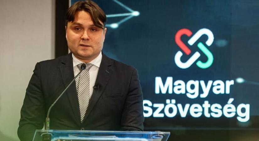 Központosít a Szövetség, Gubík beszólt a „nagy öregeknek”, vétójogot kért és kapott