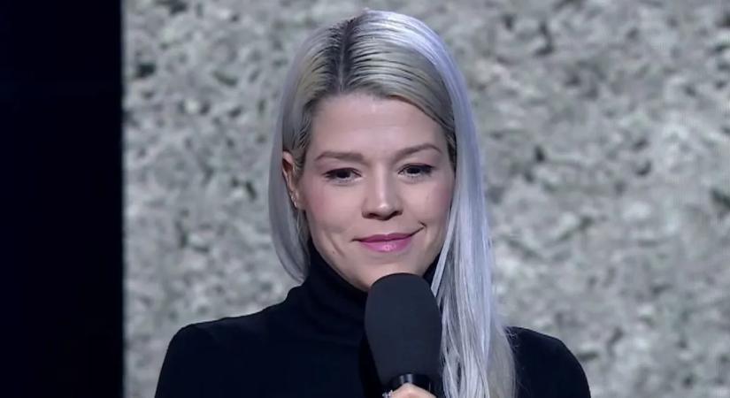 „Az egyetlen út a béke!” - Muri Enikő is megszólalt a Háborúellenes Gyűlésen