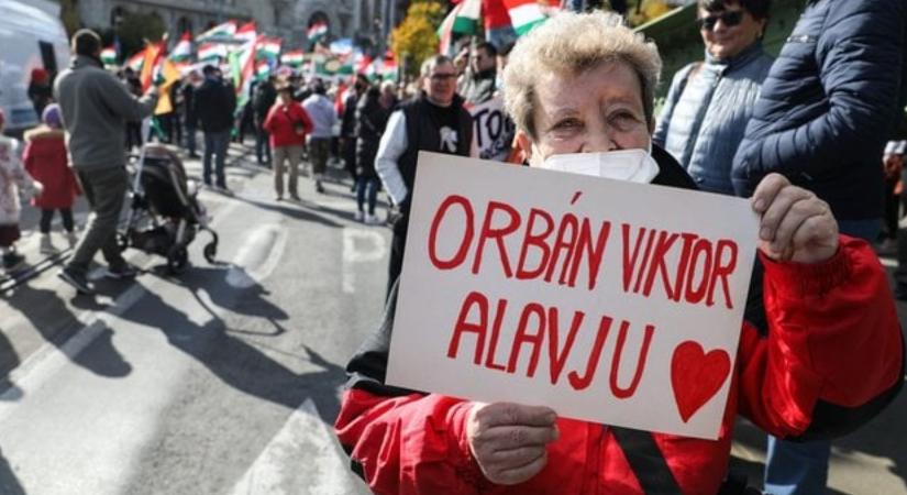 A fideszes Nézőpont szerint ennyivel nyerné most Orbán a választást