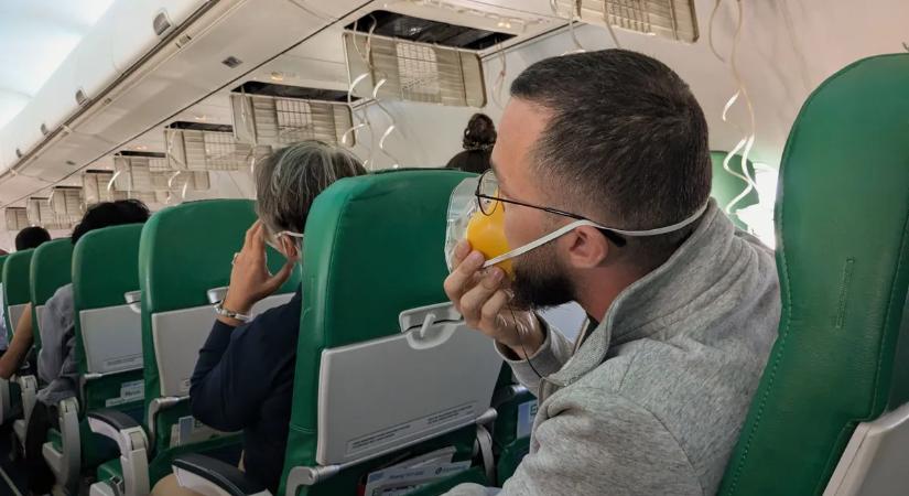 Ha ezeket a titkos kódokat hallod a repülőn, akkor nagy baj van