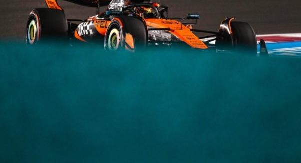 ÉLŐ: Az F1-es Katari Nagydíj sprintje