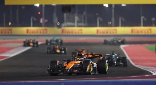 Piastri megnyerte a sprintet az F1-es Katari Nagydíjon