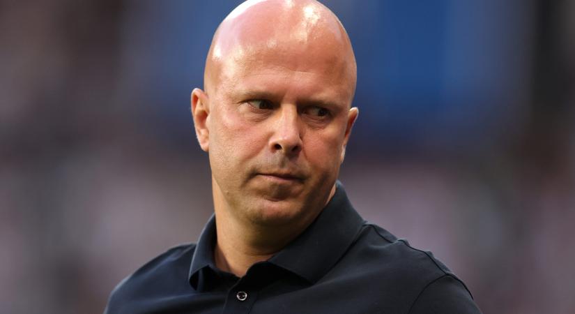 Kieft szerint a Liverpoolnál már reális forgatókönyv Slot menesztése