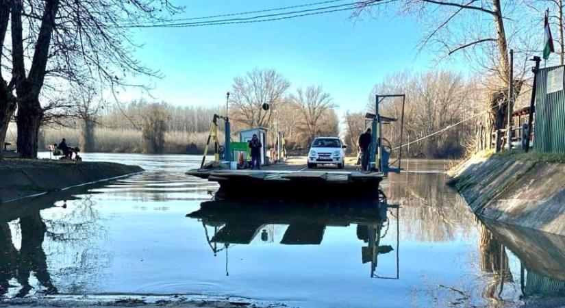 Rövidebb ideig jár a mindszenti komp
