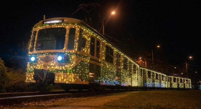 Itt az advent: a BKK után a MÁV is elővette a fényfüzéreket